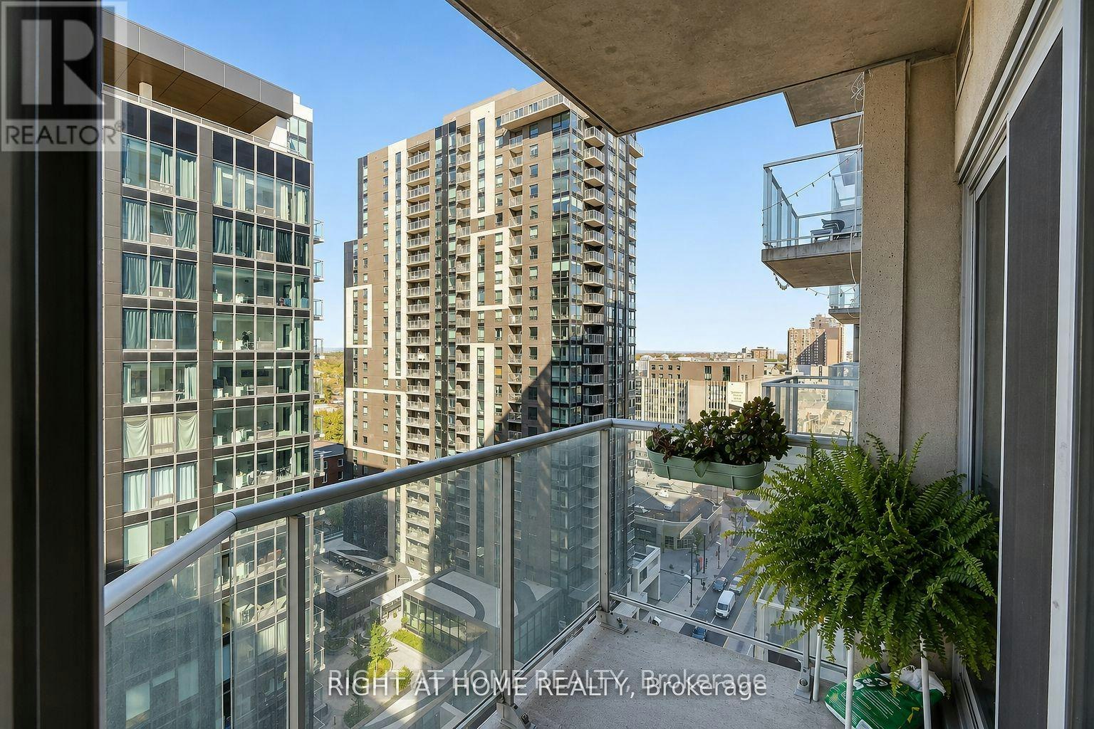 1601-242 Rideau Street, Ottawa, ON, K1N 0B7 - 25