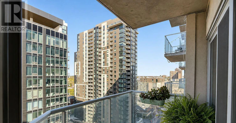 1601-242 Rideau Street, Ottawa, ON, K1N 0B7 - 25