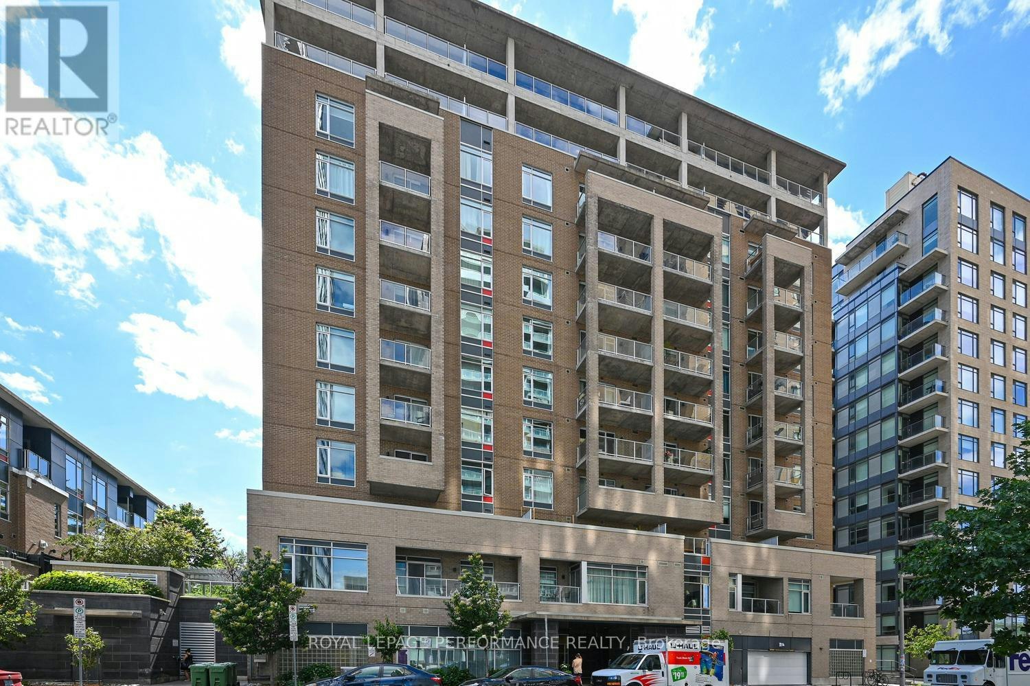 903-100 Champagne Avenue S, Ottawa, ON, K1S 4P4