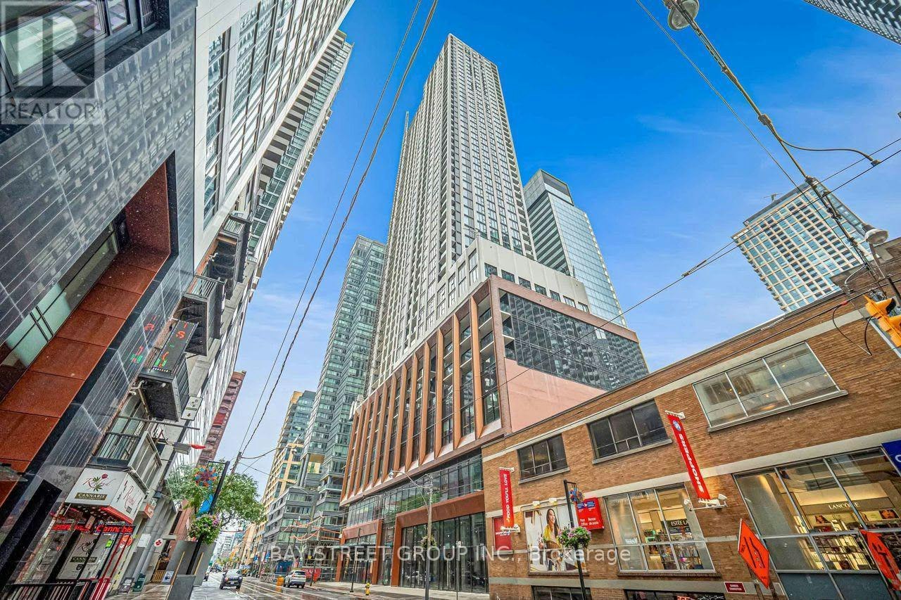 2416-400 King Street W, Toronto, ON, M5V 1K2