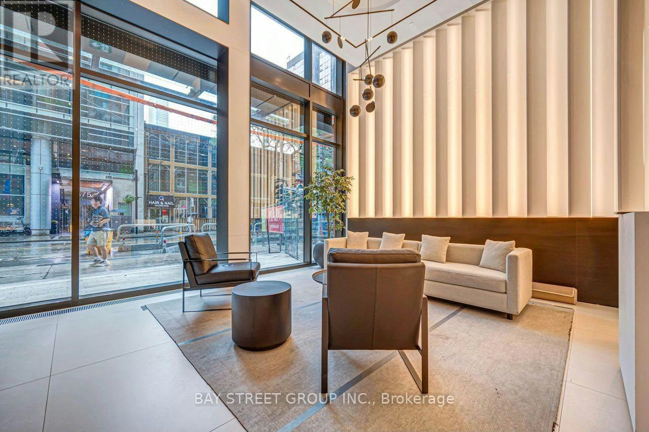 2416-400 King Street W, Toronto, ON, M5V 1K2 - 2