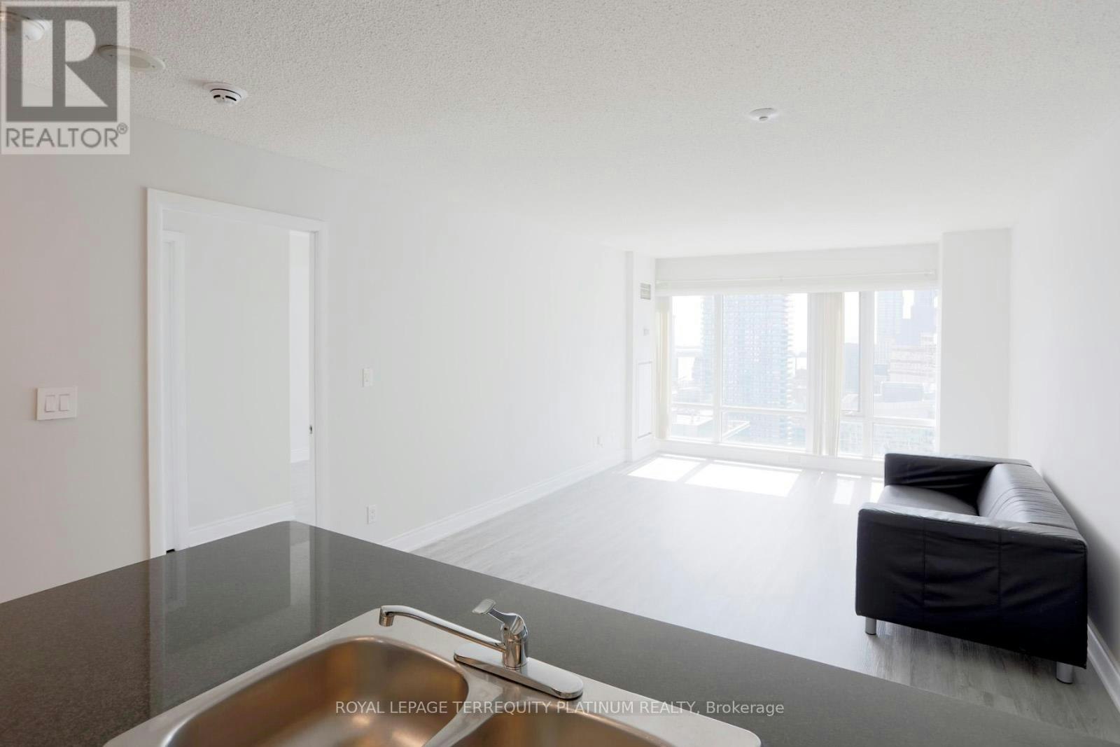 3607-210 Victoria Street, Toronto, ON, M5B 2R3 - 8