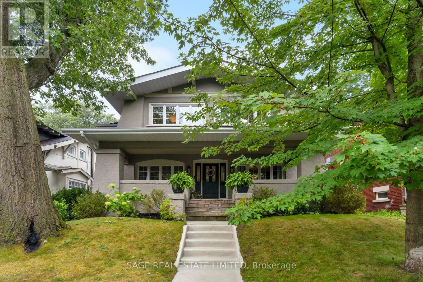 108 Kingswood Road, Toronto, ON, M4E 3N5