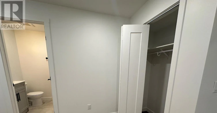 2ND FLOOR-1029 Gerrard Street, Toronto, ON, M4M 1Z6 - 9