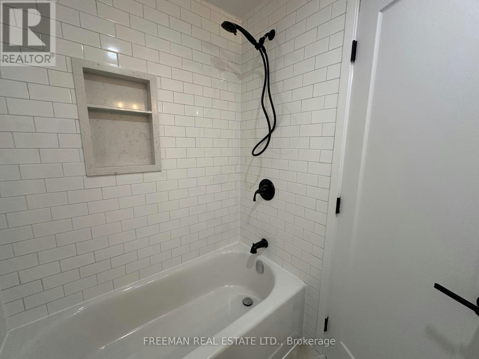 2ND FLOOR-1029 Gerrard Street, Toronto, ON, M4M 1Z6 - 11