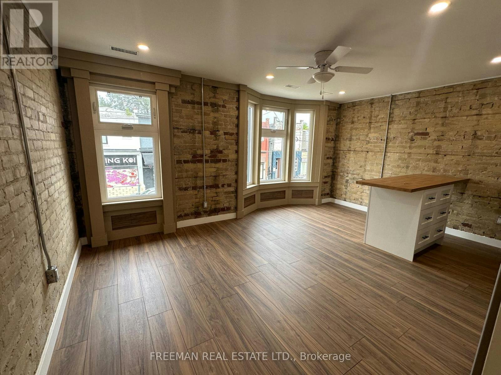 2ND FLOOR-1029 Gerrard Street, Toronto, ON, M4M 1Z6