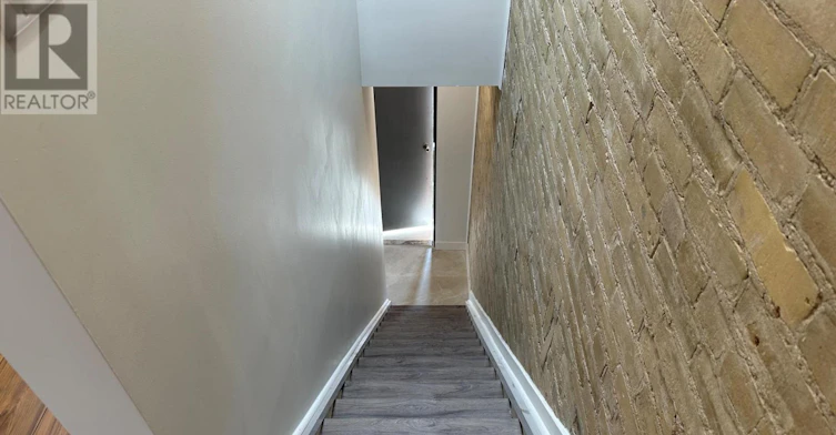 2ND FLOOR-1029 Gerrard Street, Toronto, ON, M4M 1Z6 - 2