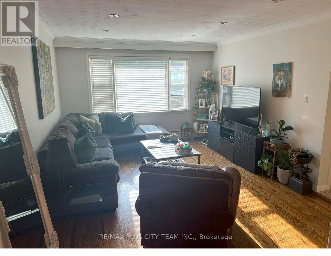 3-9 Thirty Fifth Street, Toronto, ON, M8W 3J8