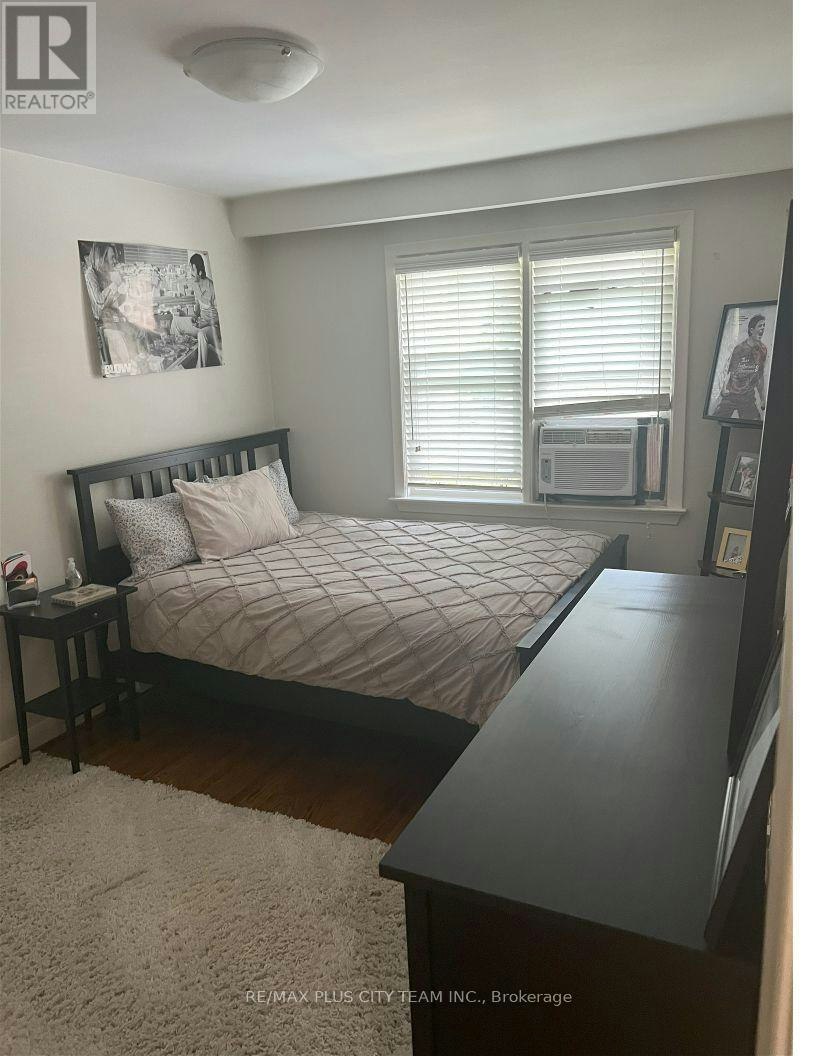 3-9 Thirty Fifth Street, Toronto, ON, M8W 3J8 - 3