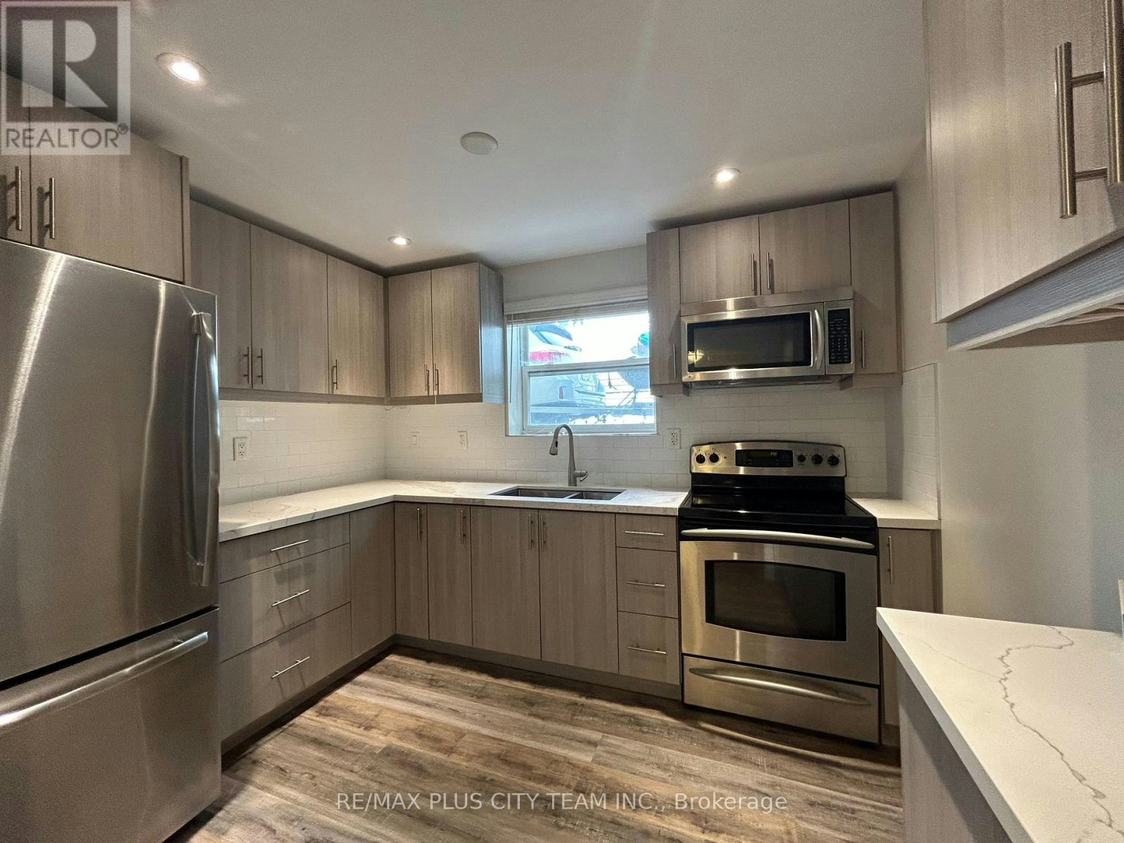 1-11 Thirty Fifth Street, Toronto, ON, M8W 3J8 - 4