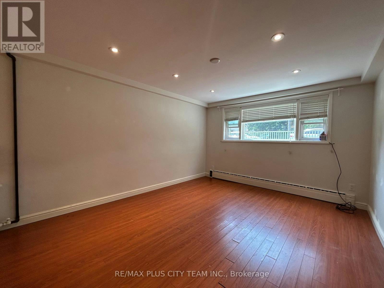 1-11 Thirty Fifth Street, Toronto, ON, M8W 3J8 - 3