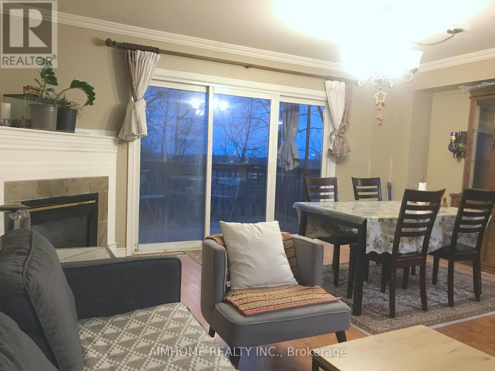 30-800 Dundas Street W, Mississauga, ON, L5C 4S9 - 3