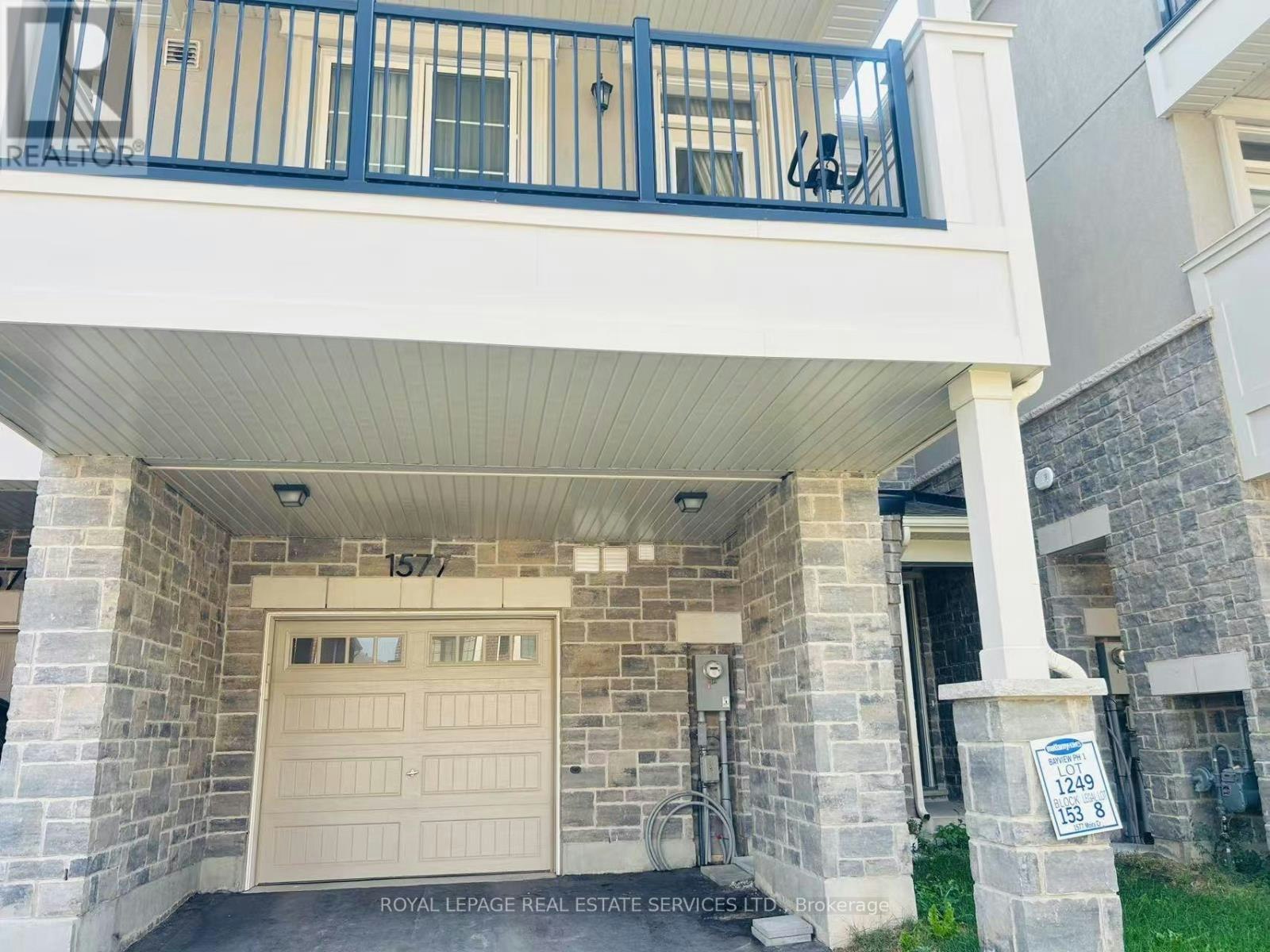 1577 Moira Crescent, Milton, ON, L9E 1X8 - 2