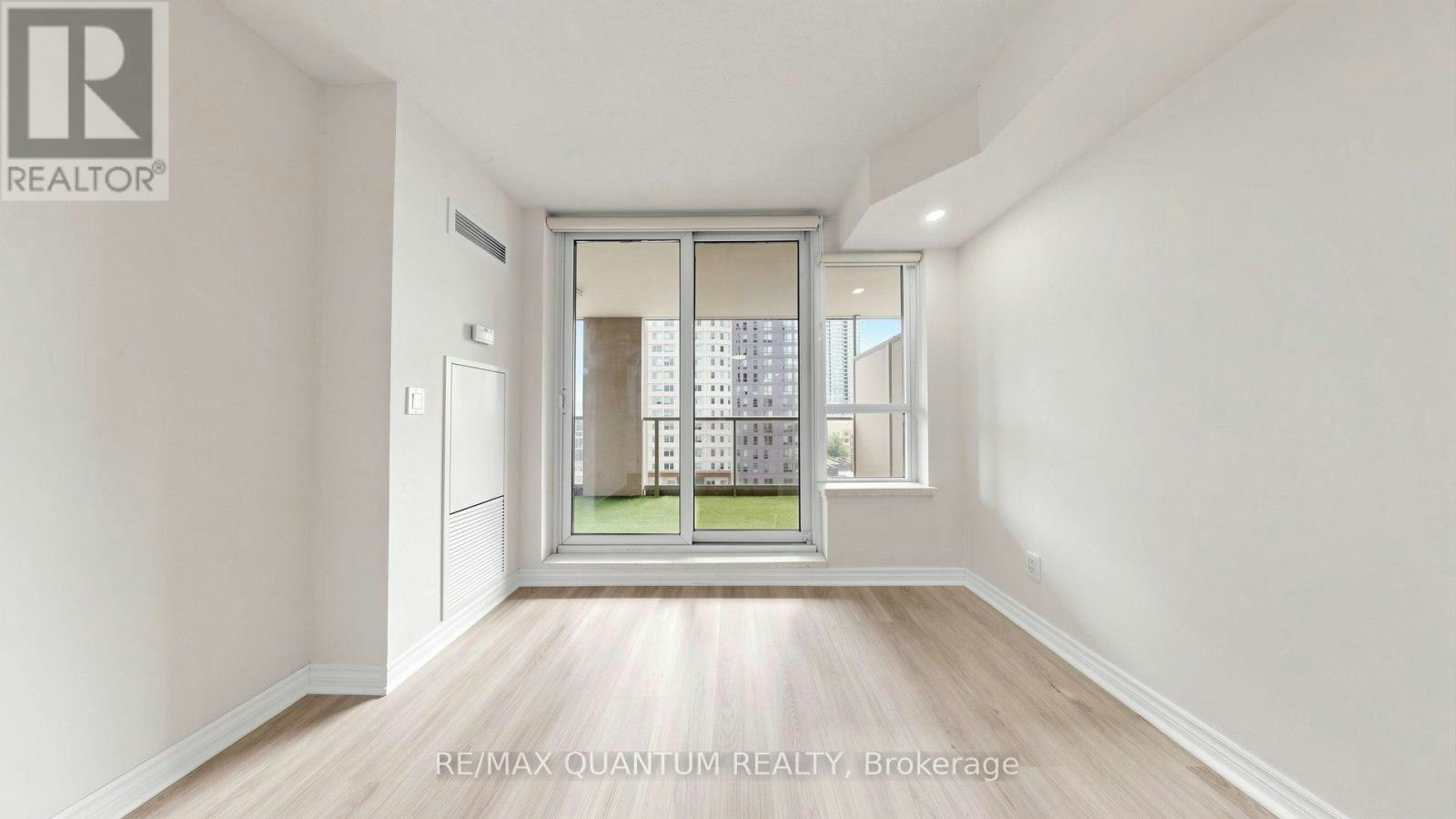 1003-4080 Living Arts Drive, Mississauga, ON, L5B 4N3 - 9