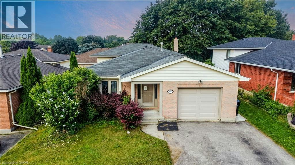 135 Brierdale Drive, Kitchener, ON, N2A 3S8