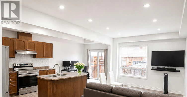 142 Palacebeach Trail, Hamilton, ON, L8E 0C3 - 2