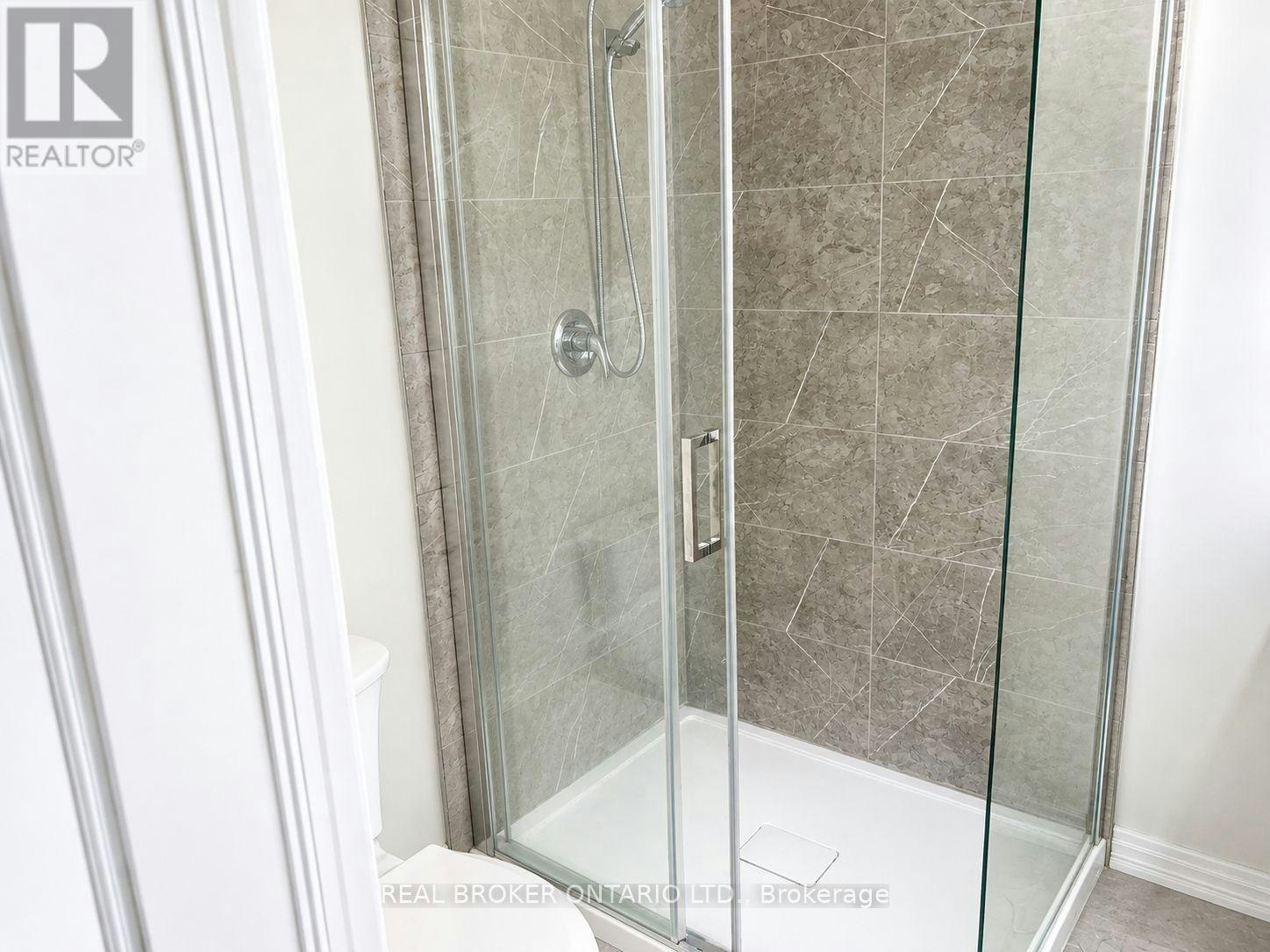 142 Palacebeach Trail, Hamilton, ON, L8E 0C3 - 15