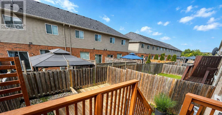 142 Palacebeach Trail, Hamilton, ON, L8E 0C3 - 3