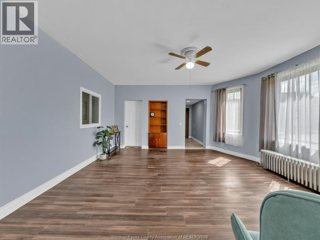 MAIN-677 Marentette, Windsor, ON, N9A 1Z3 - 5