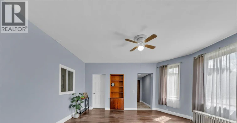 MAIN-677 Marentette, Windsor, ON, N9A 1Z3 - 5