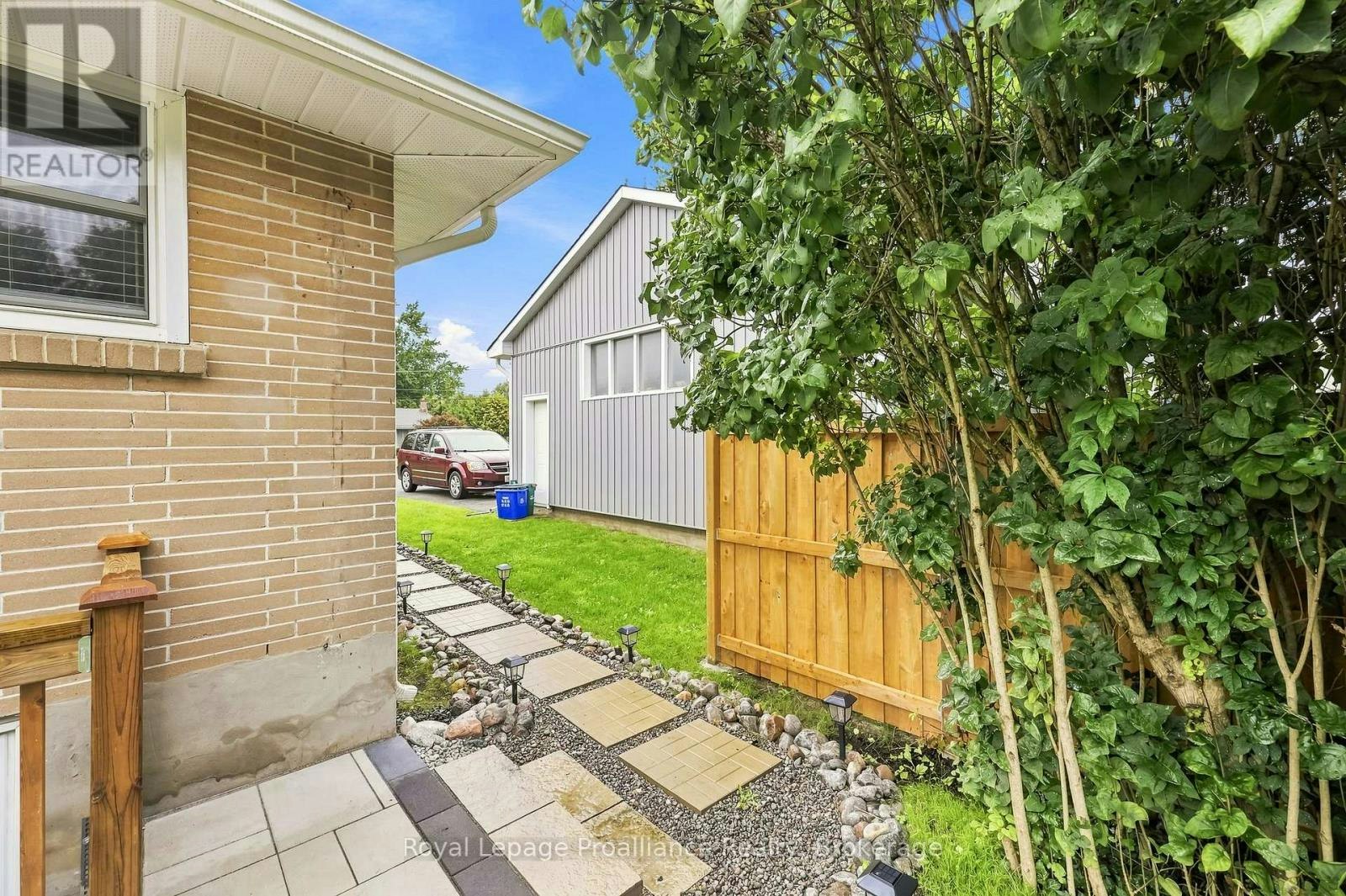 B-5 Jane Street, Cobourg, ON, K9A 1K2 - 4