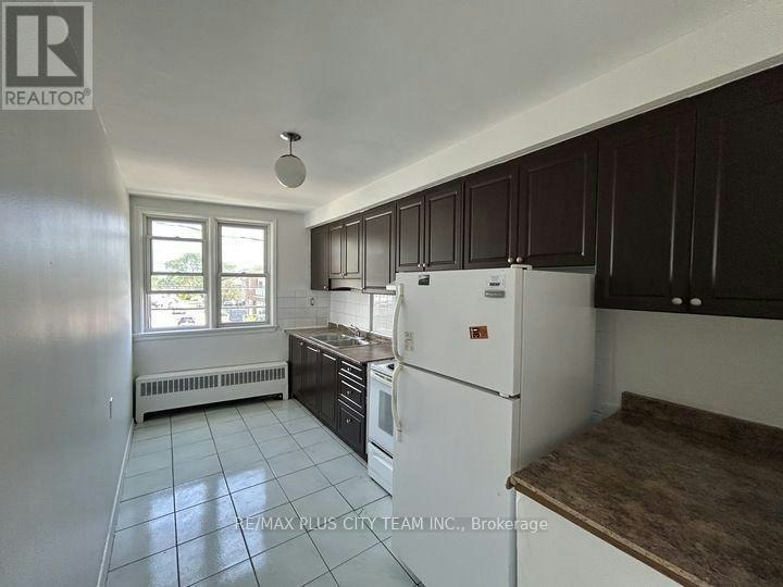 1-3432 Bathurst Street, Toronto, ON, M6A 2C2 - 2