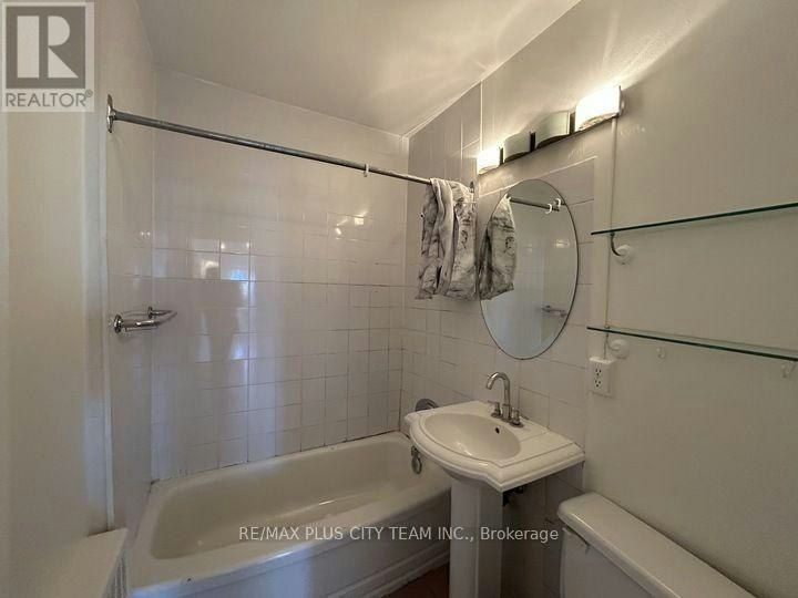 1-3432 Bathurst Street, Toronto, ON, M6A 2C2 - 5