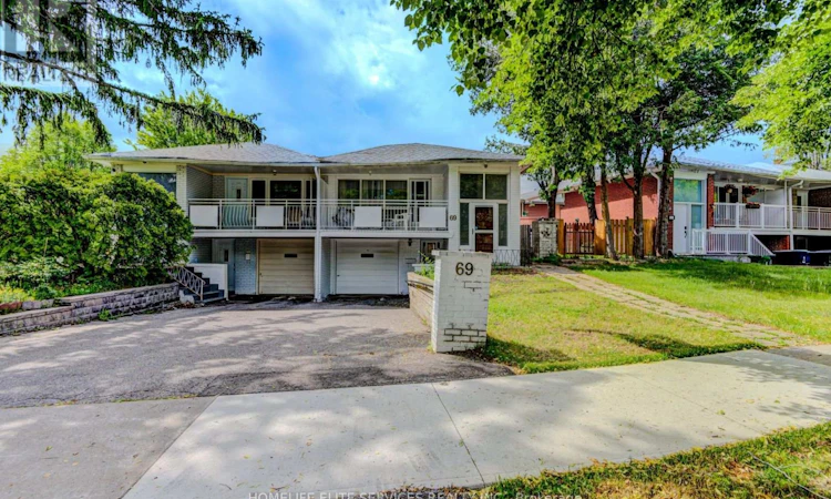 69 Castlebury Crescent