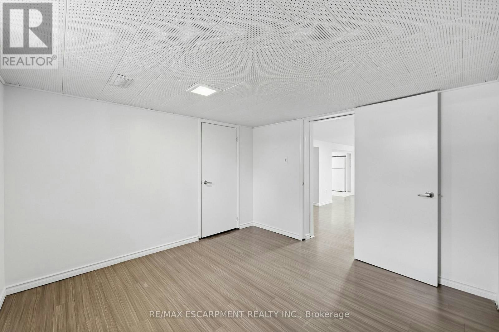 LOWER-292 Bogert Avenue, Toronto, ON, M2N 1L5 - 16