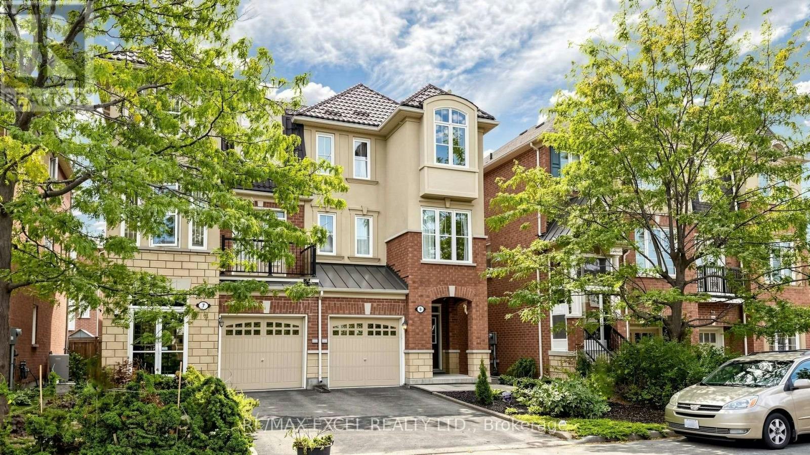 5 Ferguson Street, Toronto, ON, M1L 0C2
