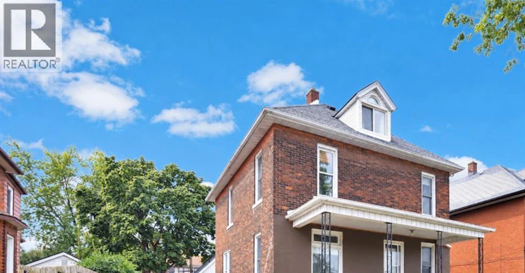 1-231 Gladstone, Windsor, ON, N9A 2P6 - 2