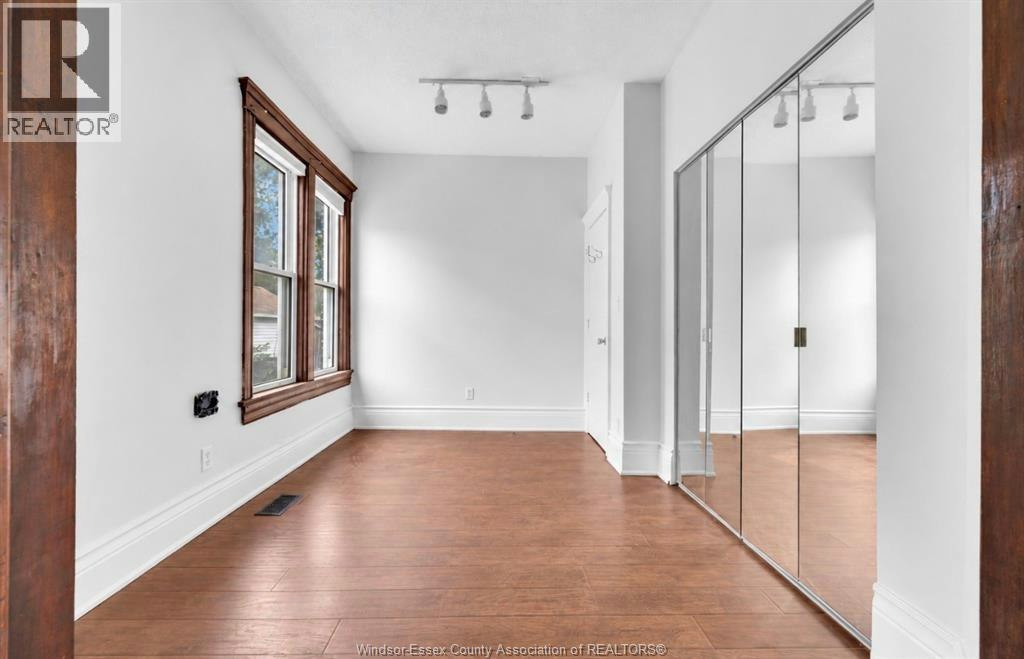 1-231 Gladstone, Windsor, ON, N9A 2P6 - 5