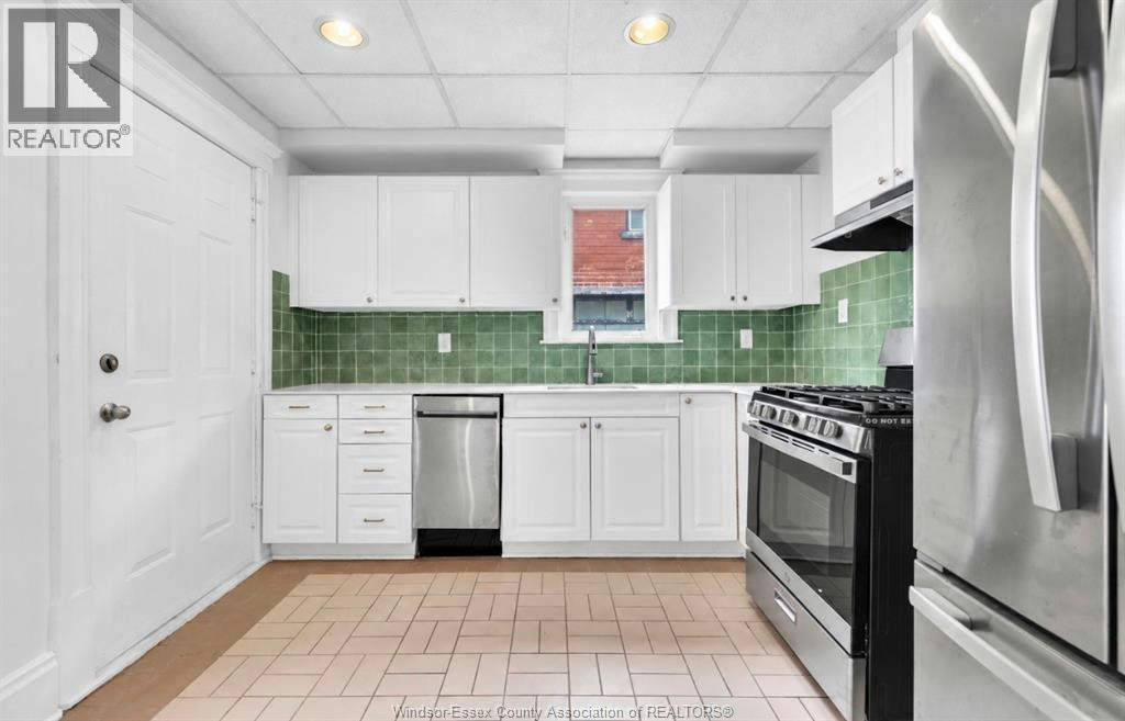 1-231 Gladstone, Windsor, ON, N9A 2P6 - 3