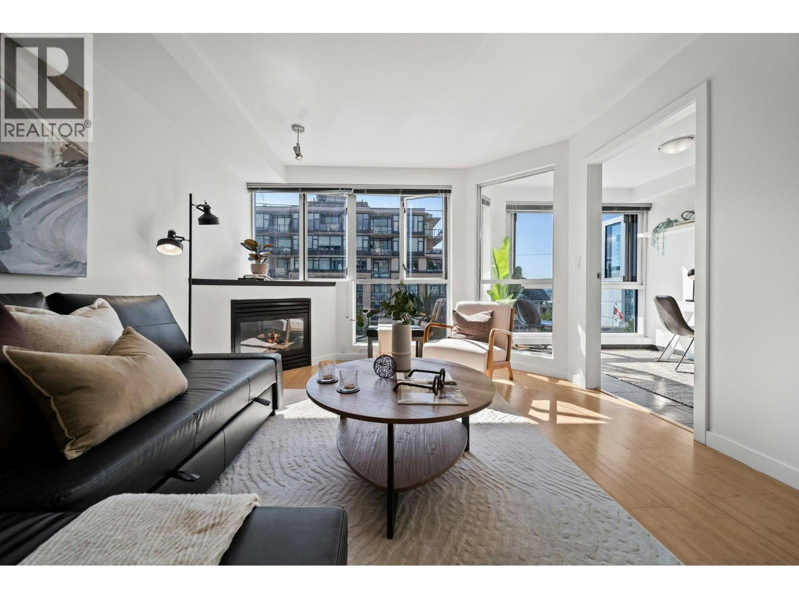 409-122 E 3rd Street, North Vancouver, BC, V7L 1E6