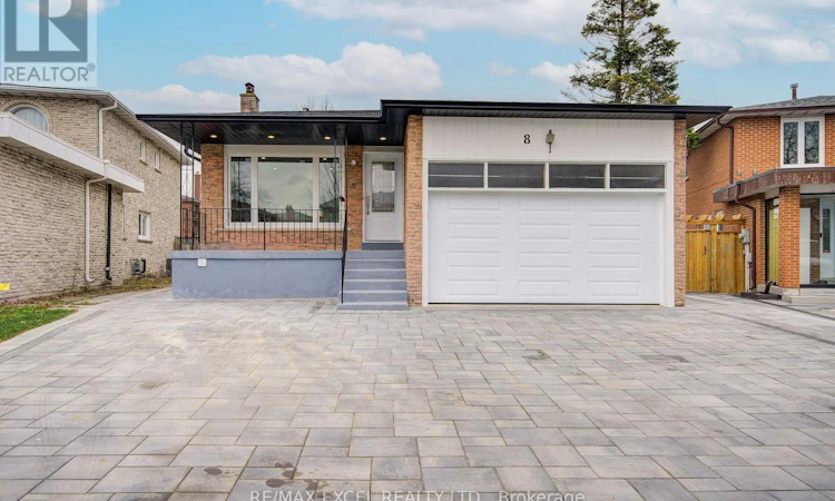 8 Simsbury Court