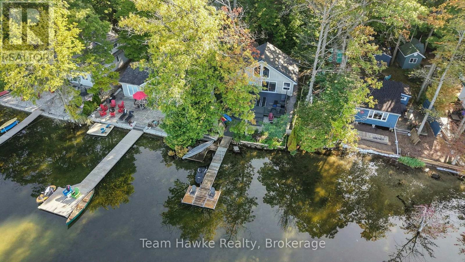 8 Farlain Lake Road E, Tiny, ON, L9M 0B5