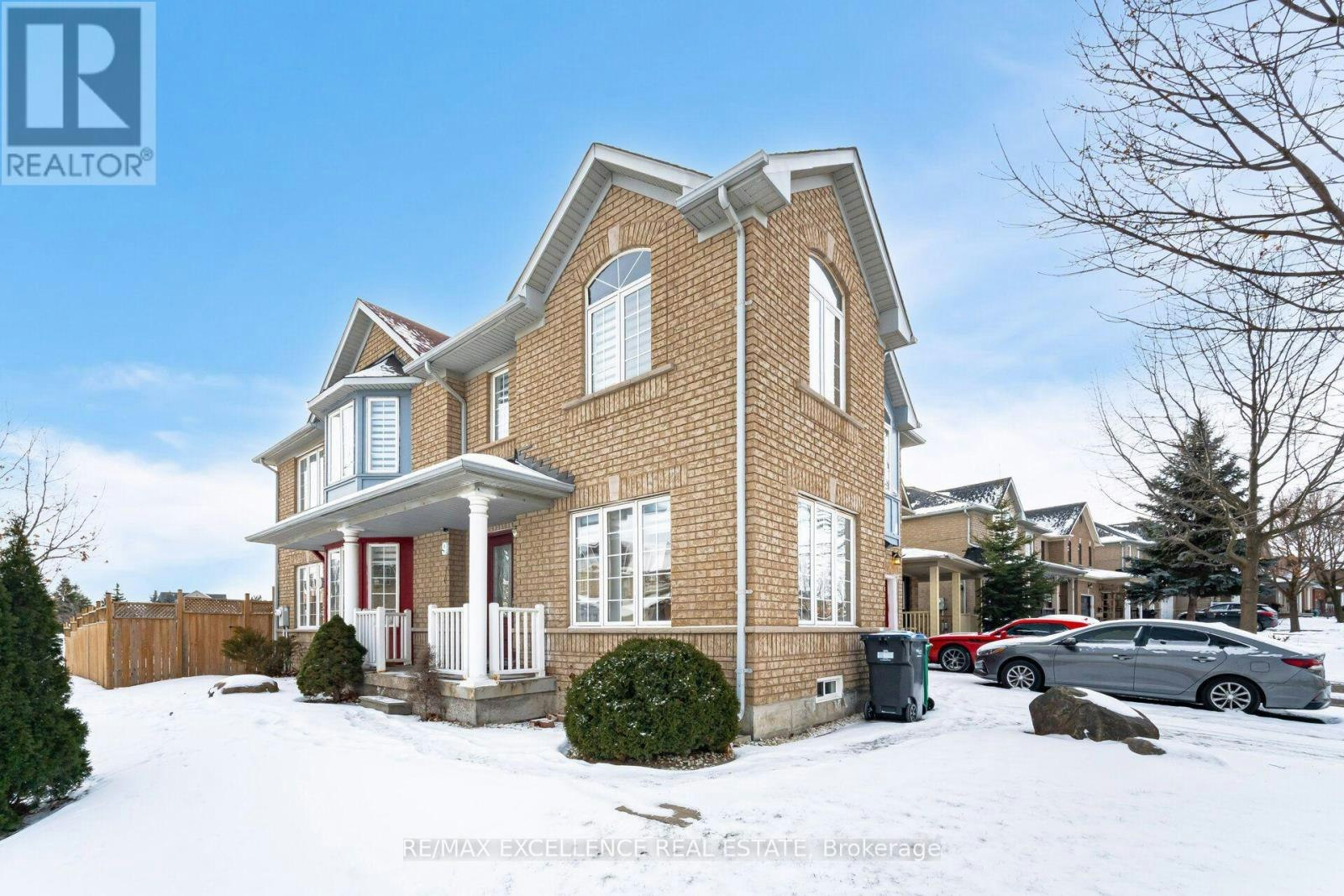 9 Continental Road, Brampton, ON, L7A 2H4 - 3