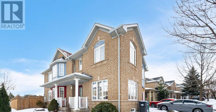 9 Continental Road, Brampton, ON, L7A 2H4 - 3