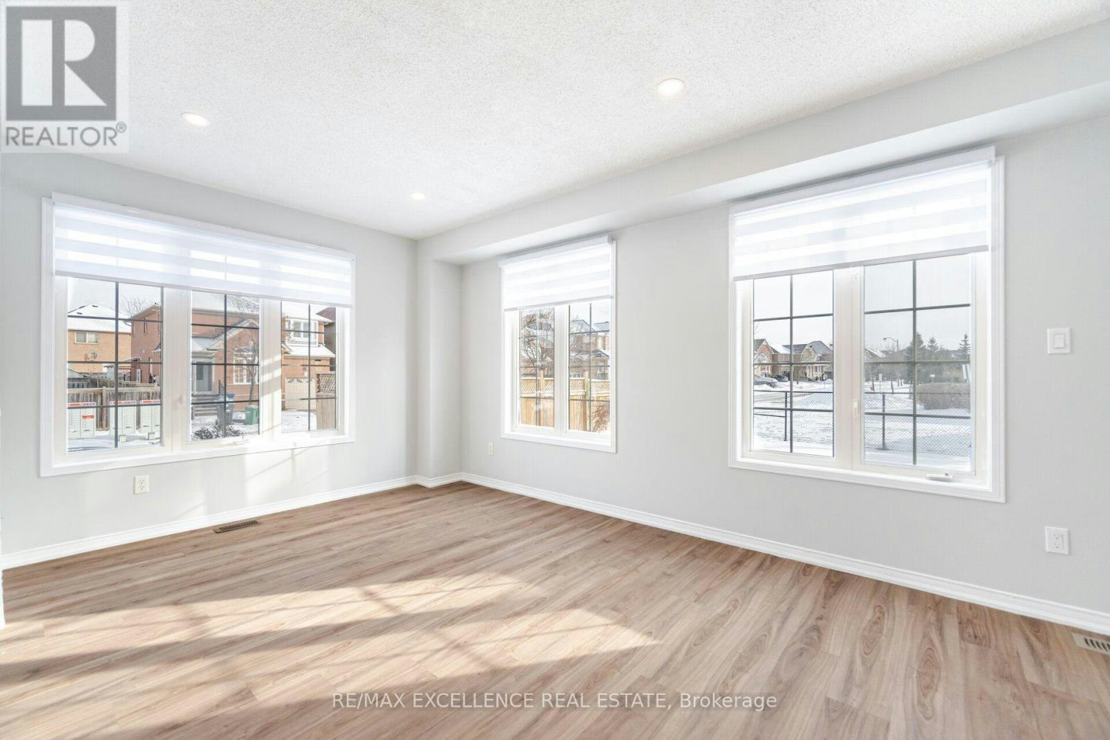 9 Continental Road, Brampton, ON, L7A 2H4 - 9