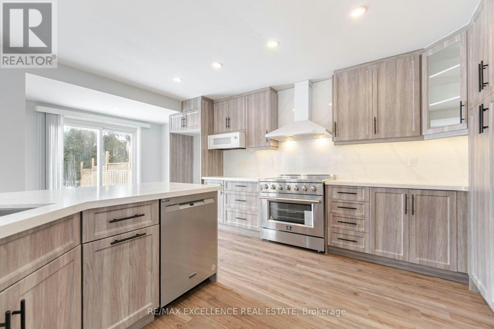 9 Continental Road, Brampton, ON, L7A 2H4 - 14