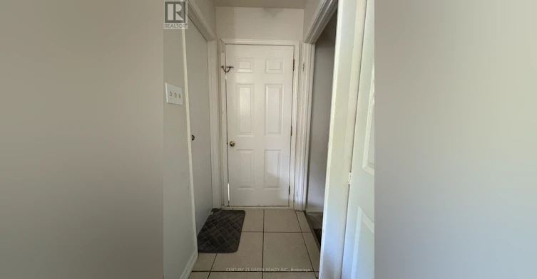 BSMT-32 Elvira Crescent, London, ON, N6E 2P4 - 2