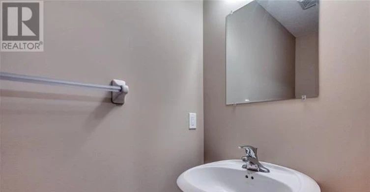 60 Yvonne Crescent, London, ON, N5Z 0A5 - 4