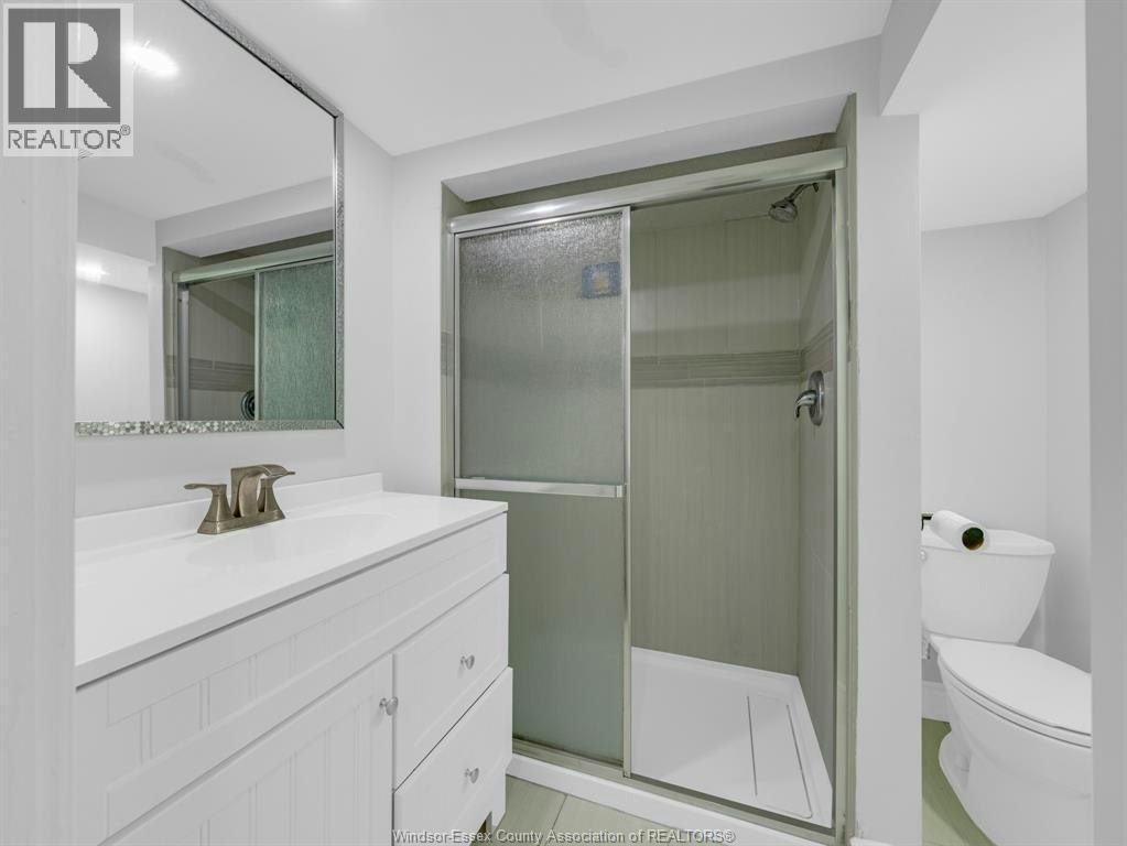 2584 Chilver, Windsor, ON, N8W 2V9 - 24
