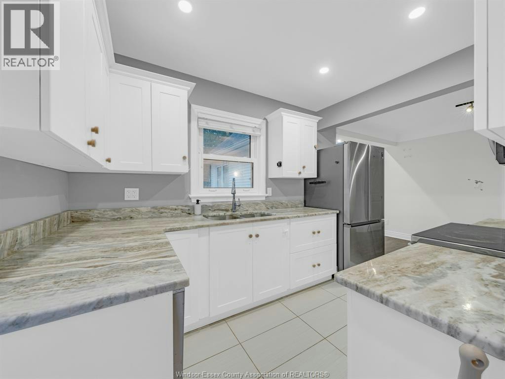2584 Chilver, Windsor, ON, N8W 2V9 - 13