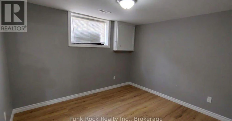 2 Bsmt) 26 Cundles Road E, Barrie, ON, L4M 2Z5 - 4