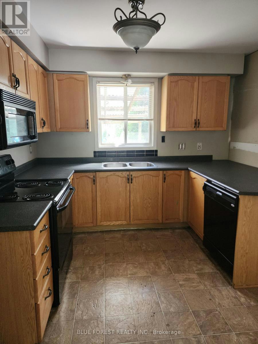 953 Prosperity Court, London, ON, N5V 5C7