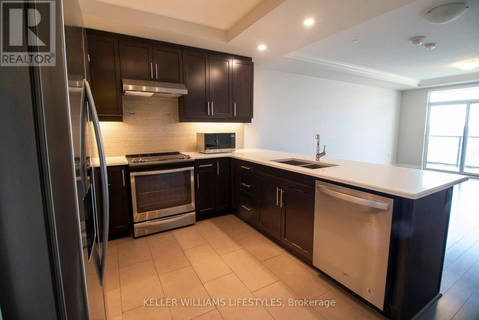 512-260 Village Walk Boulevard, London, ON, N6G 0W6 - 17