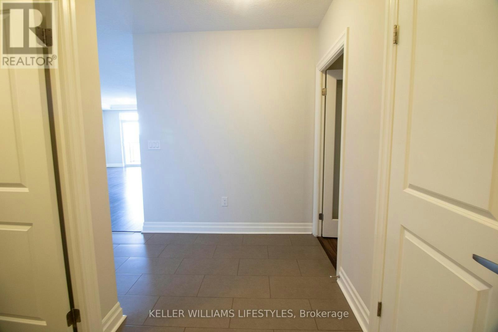 512-260 Village Walk Boulevard, London, ON, N6G 0W6 - 13