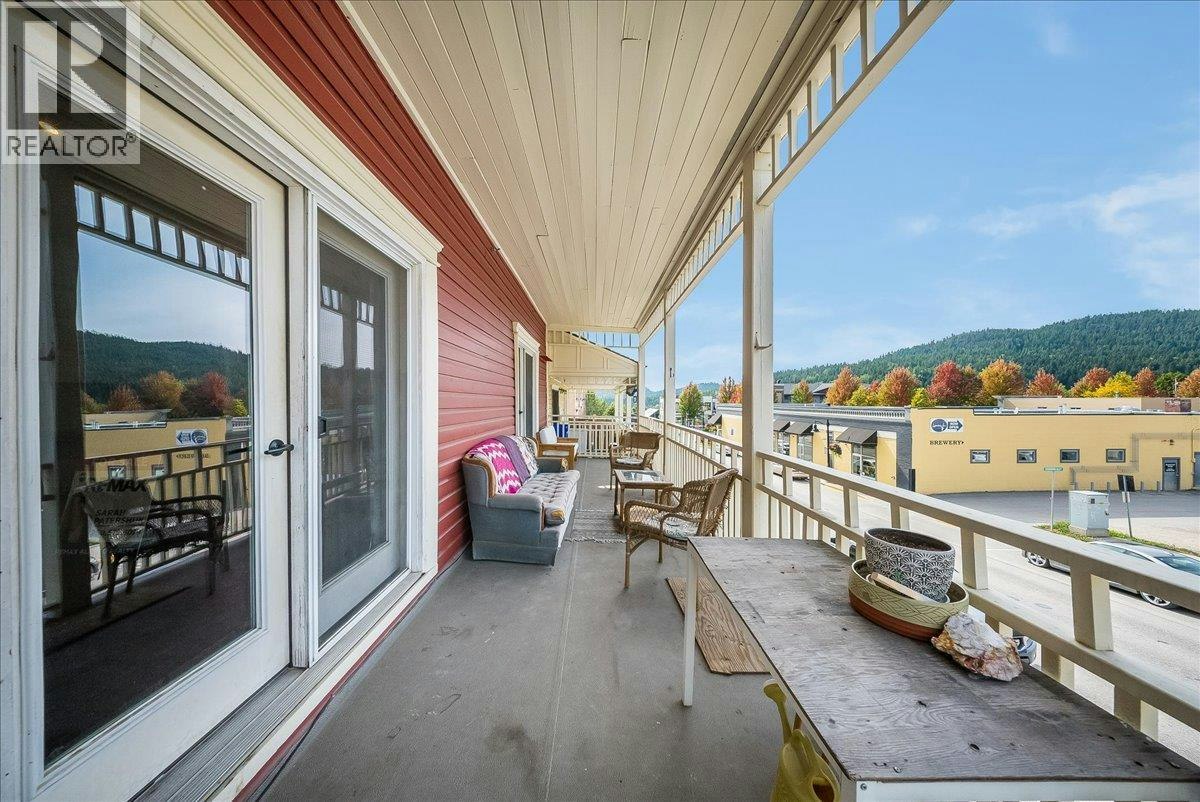 7-2044 Washington Street, Rossland, BC, V0G 1Y0