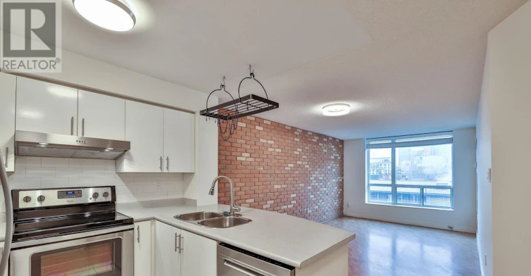 914-109 Front Street E, Toronto, ON, M5A 4P7 - 4
